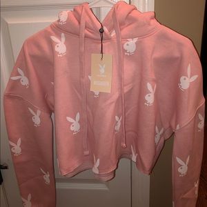 *BRAND NEW* Women’s Playboy Bunny Cropped Hoodie